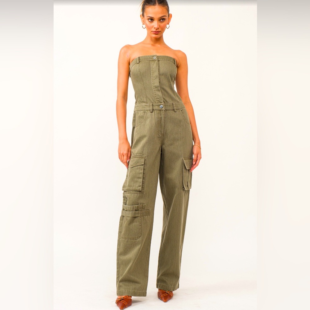 Jasminē Denim Cargo Style Jumpsuit